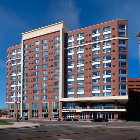 Residence Inn By Marriott St Louis Clayton Bagian luar foto