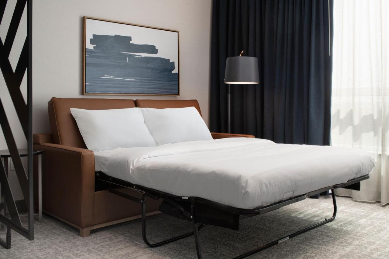 Residence Inn By Marriott St Louis Clayton Bagian luar foto