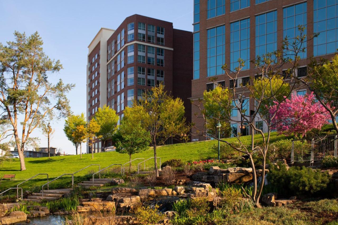 Residence Inn By Marriott St Louis Clayton Bagian luar foto