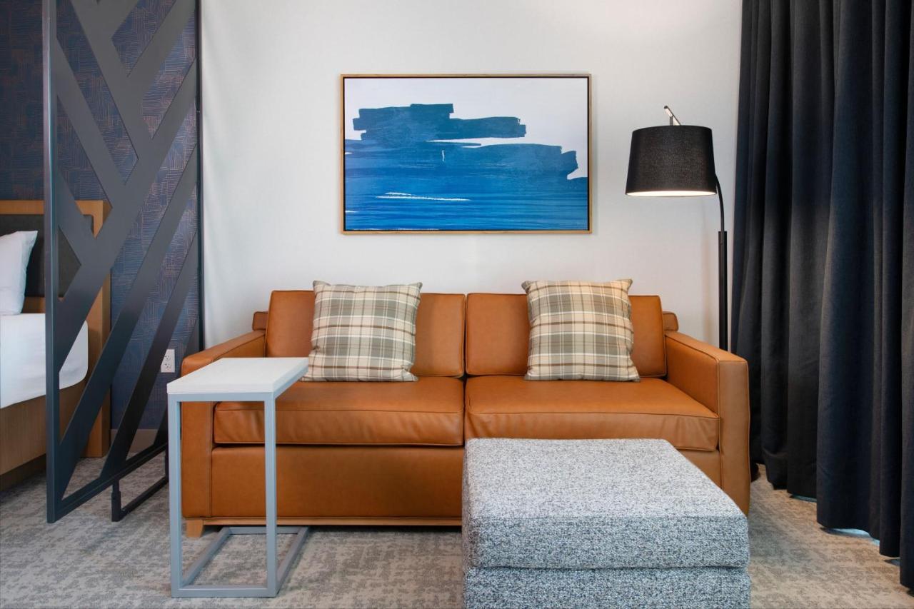 Residence Inn By Marriott St Louis Clayton Bagian luar foto