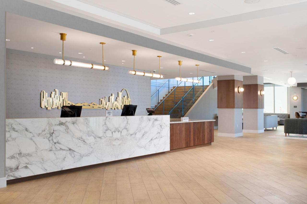 Residence Inn By Marriott St Louis Clayton Bagian luar foto