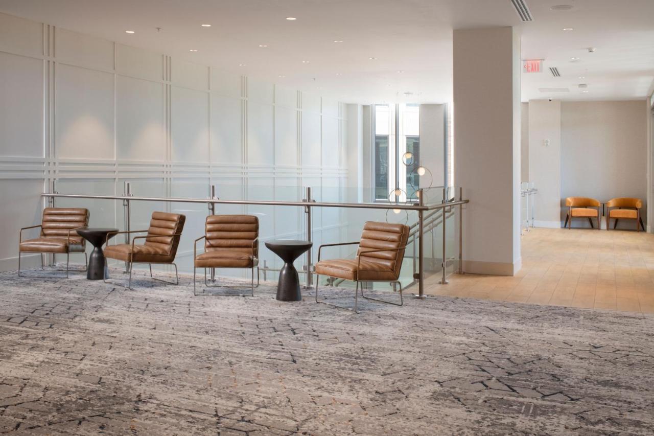 Residence Inn By Marriott St Louis Clayton Bagian luar foto