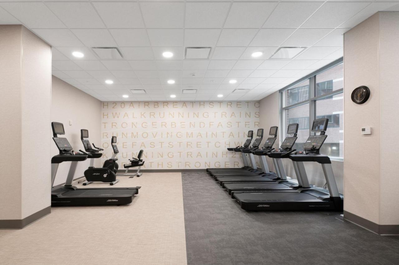 Residence Inn By Marriott St Louis Clayton Bagian luar foto